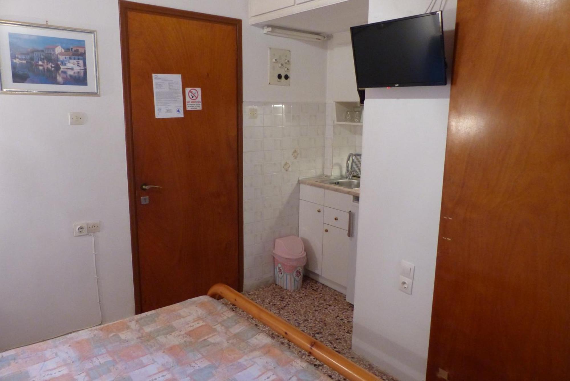 Circe Pansion Daire Lixouri Dış mekan fotoğraf
