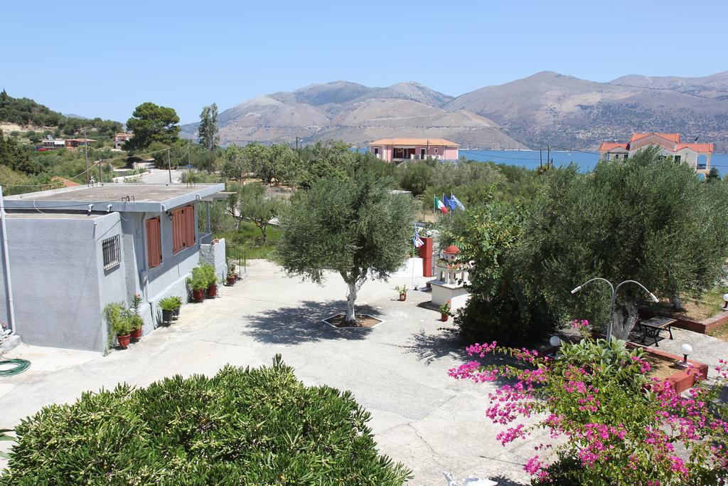 Circe Pansion Daire Lixouri Dış mekan fotoğraf